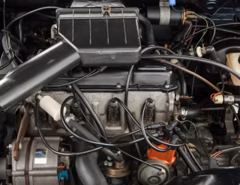 发动机舱 Volkswagen Scirocco [UK-spec] '1974–77