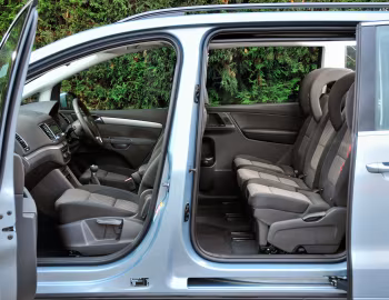 Interior Volkswagen Sharan [UK-spec] '2010–15