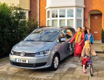 Volkswagen Sharan [UK-spec] '2010–15