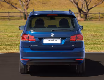 Volkswagen SpaceFox Highline '2014–18
