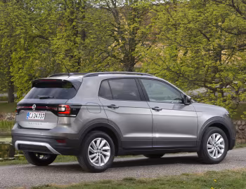 Volkswagen T-Cross Life [Worldwide] '2019–23