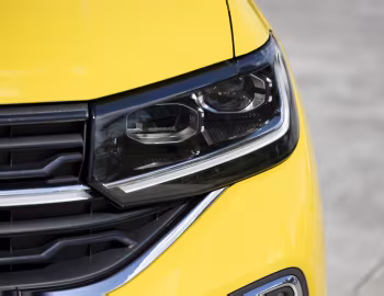 Volkswagen T-Cross R-Line [Japan] '2024–pr.