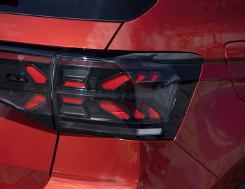 Volkswagen T-Cross R-Line [Japan] '2024–pr.