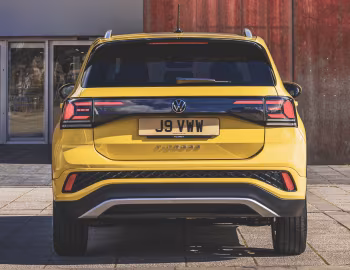 Volkswagen T-Cross R-Line [UK-spec] '2024–pr.