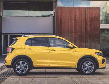 Volkswagen T-Cross R-Line [UK-spec] '2024–pr.