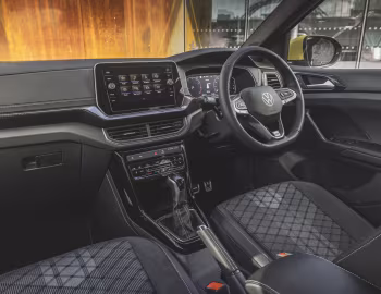 Interior Volkswagen T-Cross R-Line [UK-spec] '2024–pr.