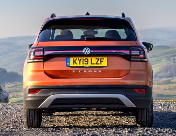 Volkswagen T-Cross SE [UK-spec] '2019–23