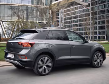 Volkswagen T-Roc [Worldwide] '2021–25