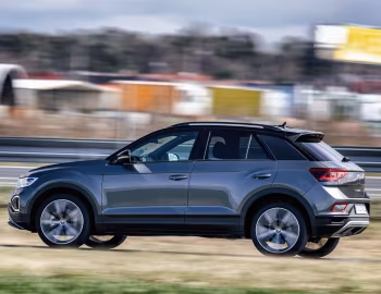 Volkswagen T-Roc [Worldwide] '2021–25