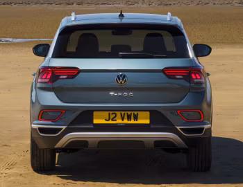 Volkswagen T-Roc [UK-spec] '2022–25