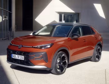 Volkswagen T-Roc 1.5 eTSI [Worldwide] '2025–pr.