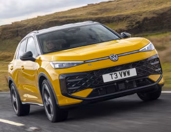 Volkswagen T-Roc 1.5 eTSI R-Line [UK-spec] '2026