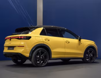Volkswagen T-Roc 1.5 eTSI R-Line [Worldwide] '2025–pr.