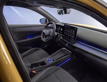 Interior Volkswagen T-Roc 1.5 eTSI R-Line [Worldwide] '2025–pr.