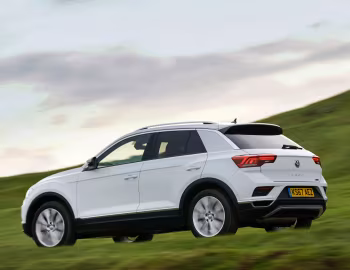 Volkswagen T-Roc 4MOTION [UK-spec] '2017–22