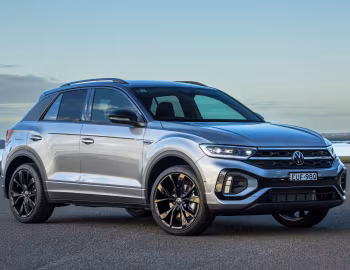 Volkswagen T-Roc 4MOTION R-Line [Australia] '2023–25