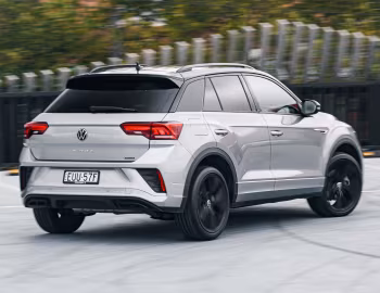 Volkswagen T-Roc 4MOTION R-Line [Australia] '2023–25