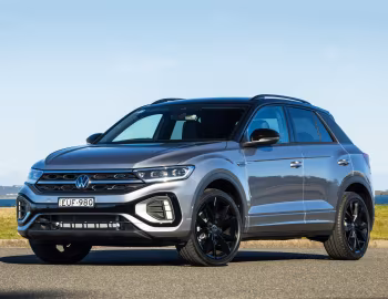 Volkswagen T-Roc 4MOTION R-Line [Australia] '2023–25