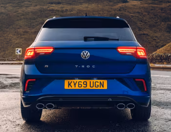Volkswagen T-Roc R [UK-spec] '2020–22