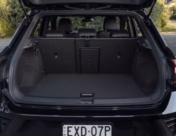 Ambos Volkswagen T-Roc R "Grid Edition" [Australia] '2023–25