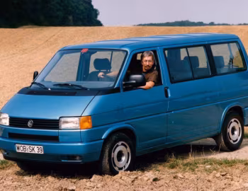 Volkswagen Caravelle 2.5 GL [EU-spec] (T4) '1990–????