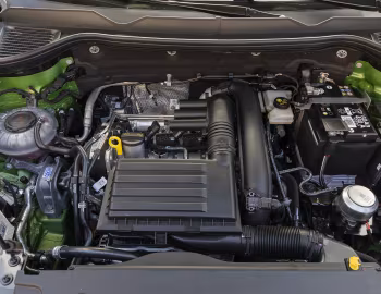 Bajo el capó 2025–pr. Volkswagen Taos [Mexico] '2024–pr.
