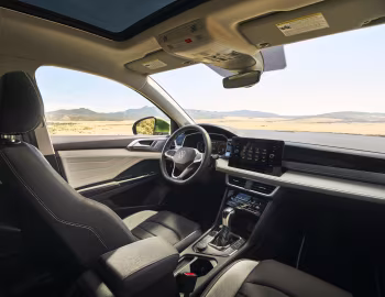 Interior 2025–pr. Volkswagen Taos SEL 4MOTION [North America] '2024–pr.