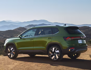 2025–pr. Volkswagen Taos SEL 4MOTION [North America] '2024–pr.