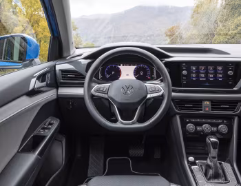 Panel frontal 2022–24 Volkswagen Taos SEL 4MOTION [North America] '2021–24