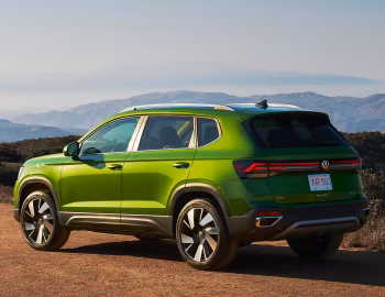2025–pr. Volkswagen Taos SEL 4MOTION [North America] '2024–pr.