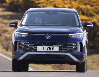 Volkswagen Tayron eTSI Elegance [UK-spec] '2025–pr.