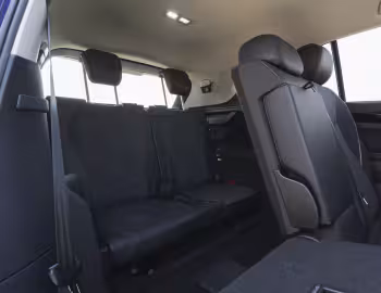 Interior Volkswagen Tayron eTSI Elegance [UK-spec] '2025–pr.