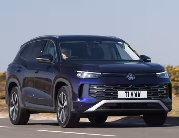 Volkswagen Tayron eTSI Elegance [UK-spec] '2025–pr.