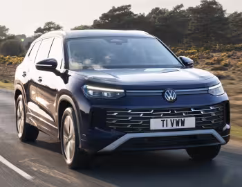 Volkswagen Tayron eTSI Elegance [UK-spec] '2025–pr.