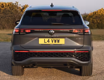 Volkswagen Tayron eHybrid R-Line [UK-spec] '2025–pr.