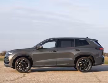 Volkswagen Tayron eHybrid R-Line [UK-spec] '2025–pr.