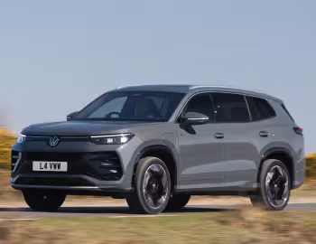 Volkswagen Tayron eHybrid R-Line [UK-spec] '2025–pr.