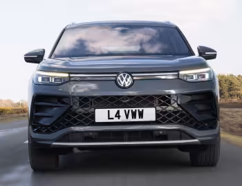 Volkswagen Tayron eHybrid R-Line [UK-spec] '2025–pr.