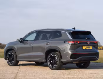Volkswagen Tayron eHybrid R-Line [UK-spec] '2025–pr.