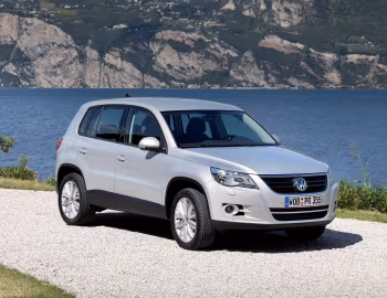 Volkswagen Tiguan [Worldwide] '2008–11