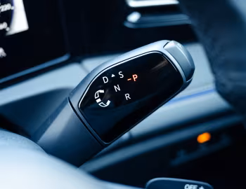 Interior Volkswagen Tiguan 4MOTION TDI R-Line [Japan] '2025–pr.