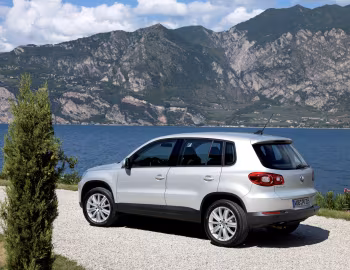 Volkswagen Tiguan [Worldwide] '2008–11