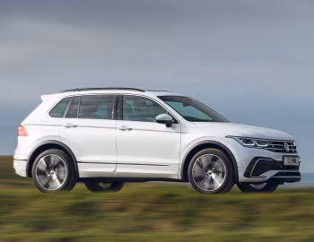 Volkswagen Tiguan eHybrid R-Line [UK-spec] '2021–pr.