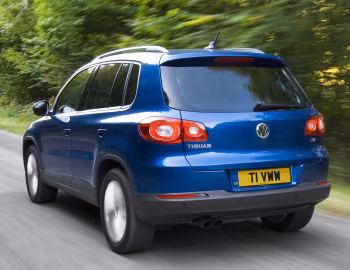 Volkswagen Tiguan [UK-spec] '2008–11