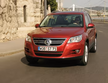 Volkswagen Tiguan [Worldwide] '2008–11