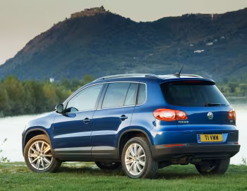 Volkswagen Tiguan [UK-spec] '2008–11