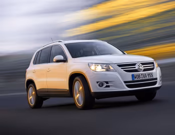Volkswagen Tiguan [Worldwide] '2008–11