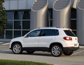 Volkswagen Tiguan [Worldwide] '2008–11