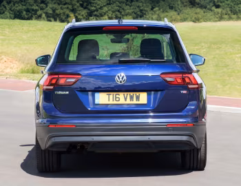 Volkswagen Tiguan [UK-spec] '2016–20