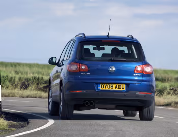 Volkswagen Tiguan Track & Field [UK-spec] '2008–11